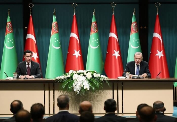 Turkmenistan and Türkiye Discuss Turkmen Gas Transportation Through Caspian Sea