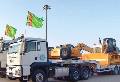 “Lebap Altyn Asyr Türkmen köl gurluşyga” täze tehnikalar gelip gowuşdy