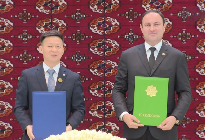 Китайская компания поставит в Ашхабад коммунальную технику на $60 млн Китайская компания поставит в Ашхабад коммунальную технику на $60 млн