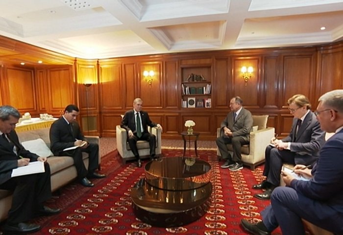 “Buig” geljegi uly türkmen bazaryndaky ornuny has-da berkitmäge gyzyklanma bildirýär “Buig” geljegi uly türkmen bazaryndaky ornuny has-da berkitmäge gyzyklanma bildirýär