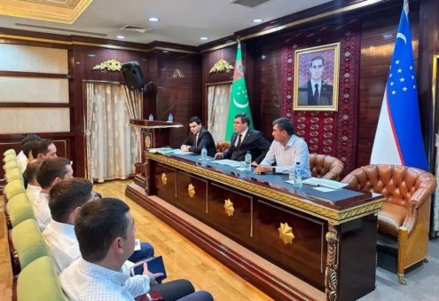 Uzbekistan, Turkmenistan Discuss Easing Border Procedures for Carriers