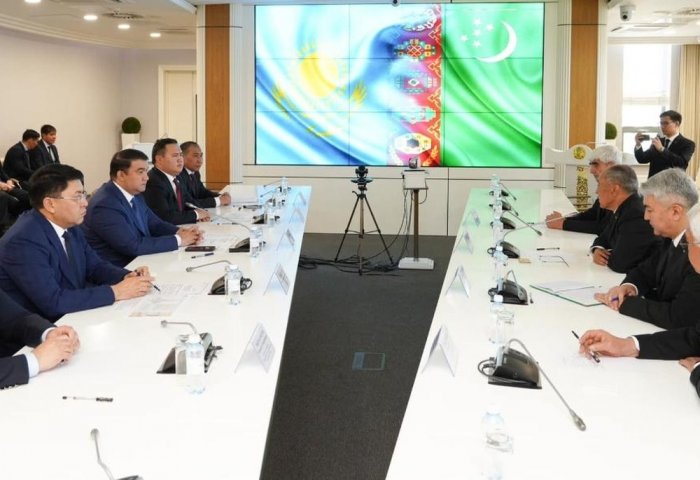Türkmen wekiliýeti Türküstan oblastynyň maýa goýum mümkinçiliklerini öwrendi Türkmen wekiliýeti Türküstan oblastynyň maýa goýum mümkinçiliklerini öwrendi