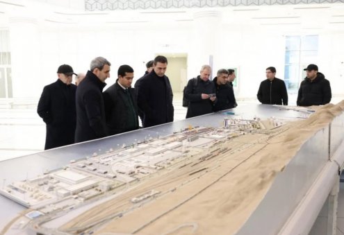Azerbaijan Railways Chief Reviews Turkmenbashi Port Infrastructure