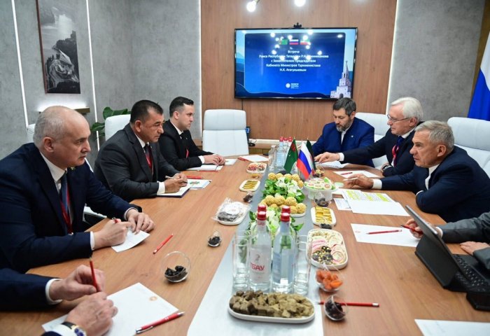 Türkmenistanyň wise-premýeri Tatarystanyň Baştutany Rustam Minnihanow bilen duşuşdy Türkmenistanyň wise-premýeri Tatarystanyň Baştutany Rustam Minnihanow bilen duşuşdy