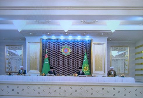 Turkmenistan’s Leadership Hosts Iftar in Ashgabat