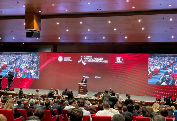 В Турции подчеркнули важность Дня демократии и национального единства В Турции подчеркнули важность Дня демократии и национального единства