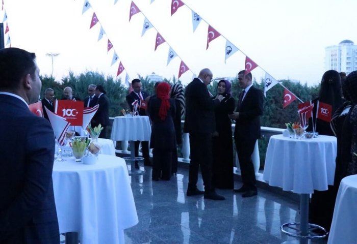 100-летие Турецкой Республики отпраздновали в Ашхабаде