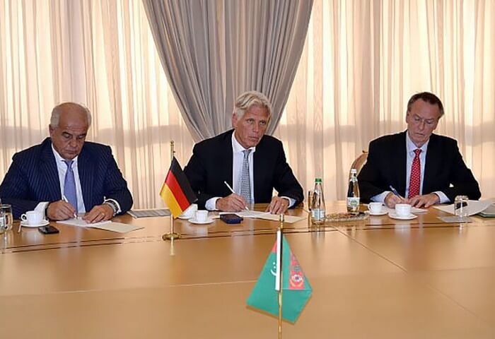 Turkmen Foreign Minister Meets Heads of German Consulting Companies Turkmen Foreign Minister Meets Heads of German Consulting Companies