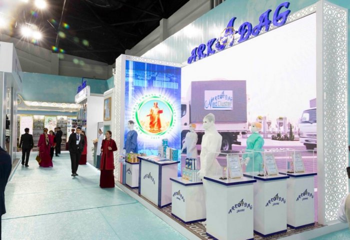 President of Turkmenistan Signs Medical Cluster Construction Decree in Arkadag President of Turkmenistan Signs Medical Cluster Construction Decree in Arkadag