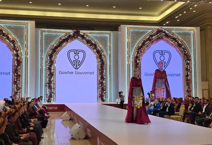 “Turkmentextile Expo —2025” sergi-ýarmarkanyň çäklerinde halkara moda görkezilişi geçirildi “Turkmentextile Expo —2025” sergi-ýarmarkanyň çäklerinde halkara moda görkezilişi geçirildi