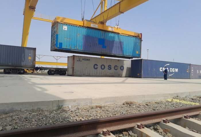 TULM Gazagystanyň üsti bilen Hytaýdan Eýrana konteýner gatnawyny ýola goýdy TULM Gazagystanyň üsti bilen Hytaýdan Eýrana konteýner gatnawyny ýola goýdy