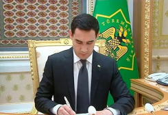 President of Turkmenistan Appoints and Dismisses Judges