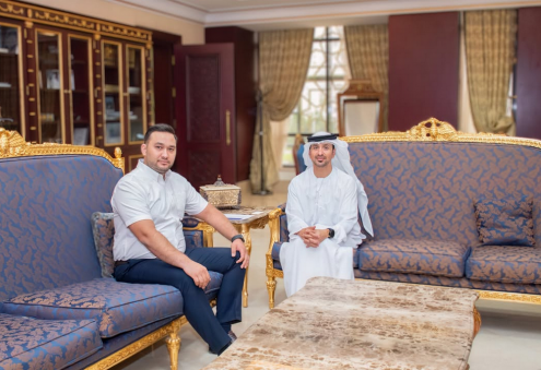UAE Ambassador Meets with Turkmen Companies in IT, Education Sectors