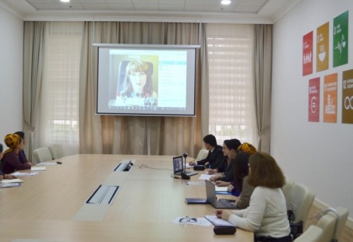 Türkmenistan Milli meýletin synlar boýunça global sessiýa geçirdi Türkmenistan Milli meýletin synlar boýunça global sessiýa geçirdi