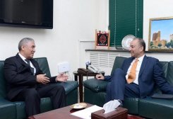 Turkmen Envoy Meets Pakistani Federal Minister for Petroleum