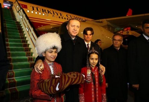 President Erdoğan Arrives in Turkmenistan