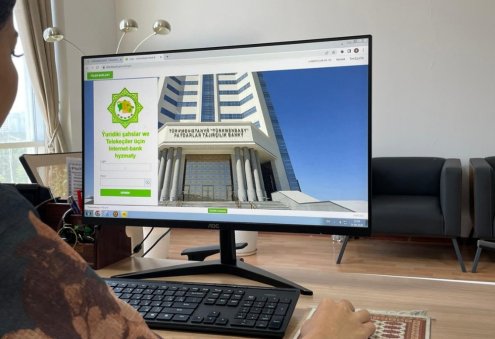 “Türkmenbaşy” banky täze “Internet bank” hyzmatyny hödürleýär