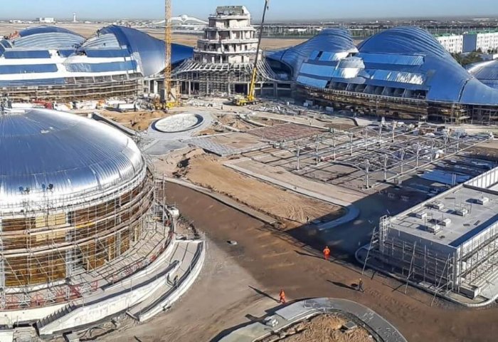 Turkmen President Inspects Construction of New Hotel, Park in Ashgabat Turkmen President Inspects Construction of New Hotel, Park in Ashgabat