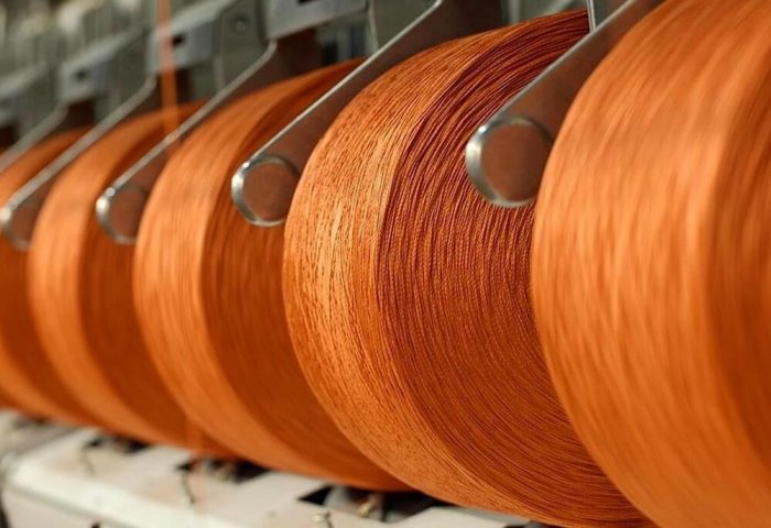 Polat Dokma we Söwda, trikotaj kumaş ve halı iplikleri üretiyor Polat Dokma we Söwda, trikotaj kumaş ve halı iplikleri üretiyor