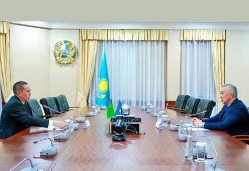 Türkmenistan bilen Gazagystan gök önümleriň we miweleriň eksport-import mümkinçiliklerini giňeltmekçi