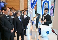 Aydyn Gijeler and Inspur Develop AI Robot Supporting Turkmen Language
