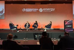 Turkmen Delegation Presents Energy Projects to Investors at London Forums