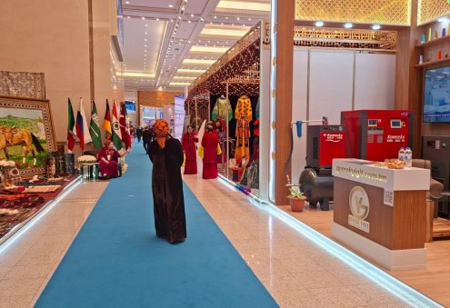 Ashgabat Hosts Exhibition Marking 18th Anniversary of UIET