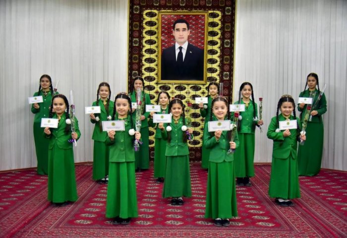 Turkmenistan to Gift Cash to Women, Girls on Women’s Day Turkmenistan to Gift Cash to Women, Girls on Women’s Day
