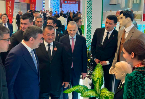 Turkish Vice President, Deputy Trade Minister Visit Türkmentextile Expo 2026