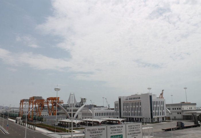 Uzbekistan More Than Doubles Cargo Traffic Through Turkmen, Kazakh Ports Uzbekistan More Than Doubles Cargo Traffic Through Turkmen, Kazakh Ports