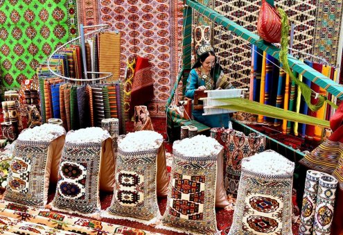 Lebap Silk Farmers Exceed Production Targets in Turkmenistan