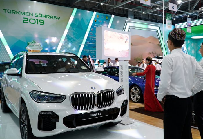 В Туркменбаши открылась международная автовыставка «Türkmen sährasy 2019»