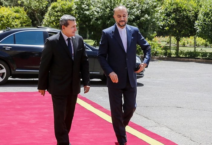 Raşid Meredow Tähranda eýranly kärdeşi bilen duşuşdy Raşid Meredow Tähranda eýranly kärdeşi bilen duşuşdy