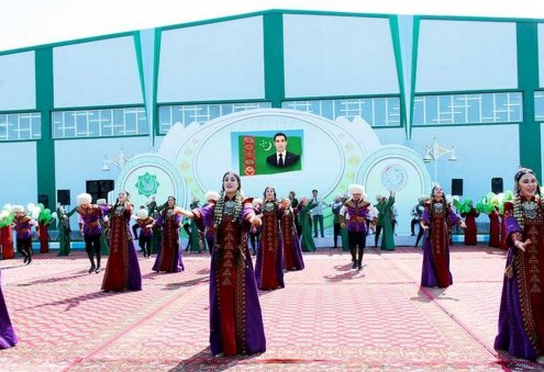 Bayramali Textile Complex Launches Wool Yarn Production Workshop