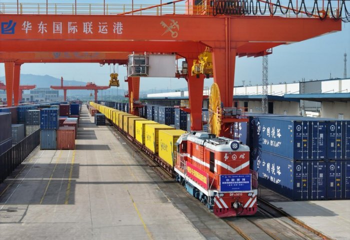 Szinhua şäherinden ilkinji ýük otlusy Türkmenistandan üstaşar geçer Szinhua şäherinden ilkinji ýük otlusy Türkmenistandan üstaşar geçer