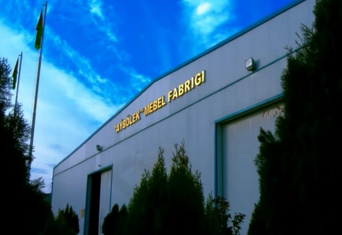 Туркменская фабрика «Aýbölek» впервые экспортировала мебельную продукцию Туркменская фабрика «Aýbölek» впервые экспортировала мебельную продукцию