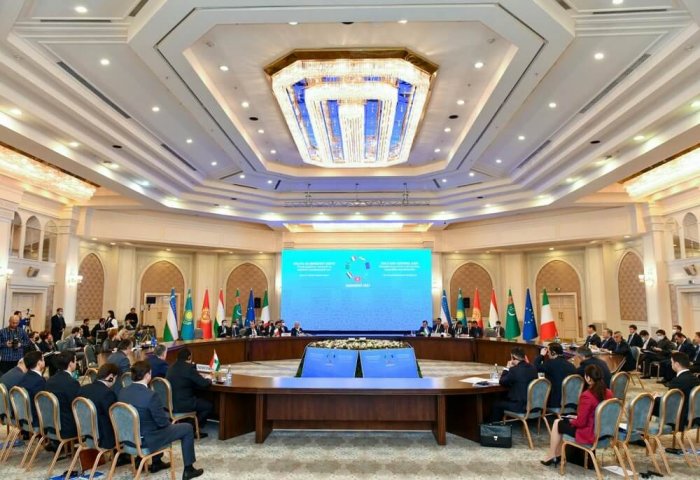 Foreign Ministers of Italy, Central Asian Countries Meet in Uzbekistan Foreign Ministers of Italy, Central Asian Countries Meet in Uzbekistan