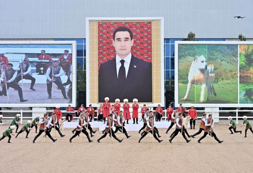 Turkmenistan Receives UNESCO Certificate for Alabai Breeding Art