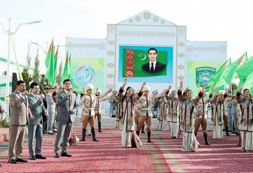 Новые здания открыли в Мары, Теджене ко Дню защитников Отечества