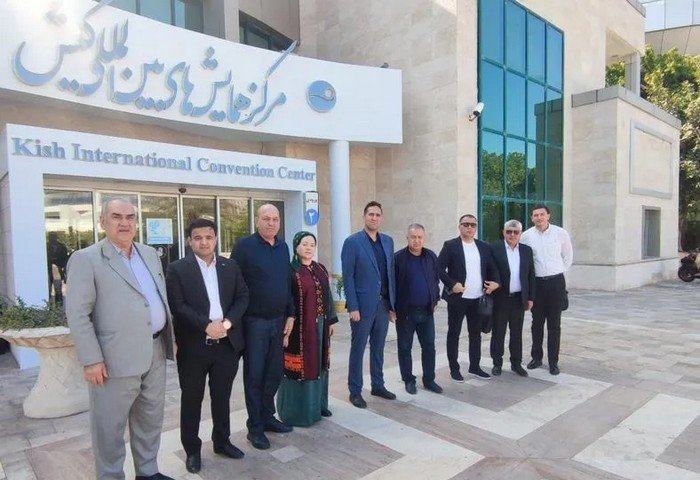 Туркменская делегация участвует в крупнейшей международной выставке Kish Expo 2025 Туркменская делегация участвует в крупнейшей международной выставке Kish Expo 2025