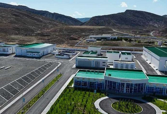 Türkmenistanda täze suw we lagym arassalaýjy desgalar ulanylmaga berildi Türkmenistanda täze suw we lagym arassalaýjy desgalar ulanylmaga berildi