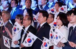Turkmen President Congratulates South Korean President on National Holiday