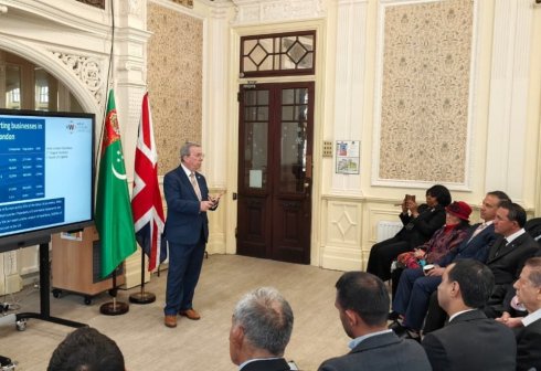 Land Rover Explores Entry Into Turkmenistan’s Automotive Market