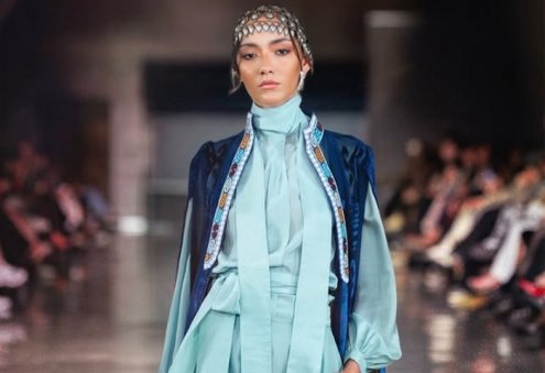 Turkmen Designer Showcases Collection at Azerbaijan Fashion Week