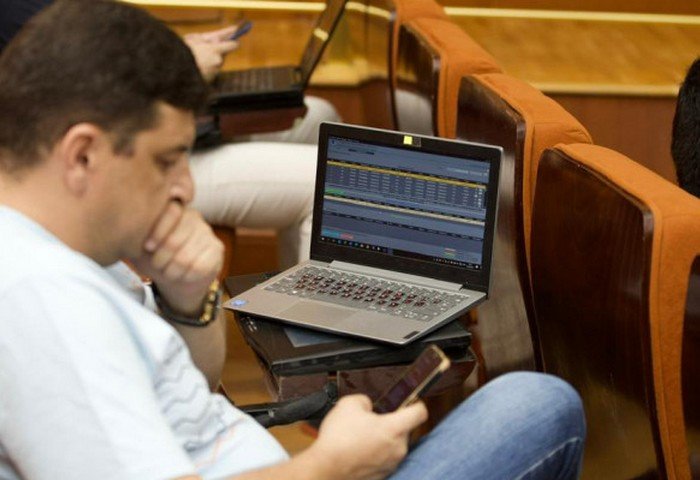 Yabancı iş insanları, TDEHB’de petrokimya ürünleri satın aldılar Yabancı iş insanları, TDEHB’de petrokimya ürünleri satın aldılar