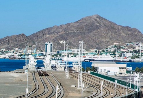 Uzbekistan Launches Regular Block Trains to Europe via Turkmenbashi Port