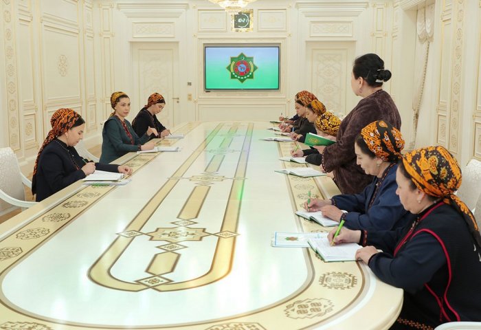 Aşgabatda ýaşlaryň saglygy we döredijilik ukyplary bilen bagly meseleler maslahatlaşyldy Aşgabatda ýaşlaryň saglygy we döredijilik ukyplary bilen bagly meseleler maslahatlaşyldy