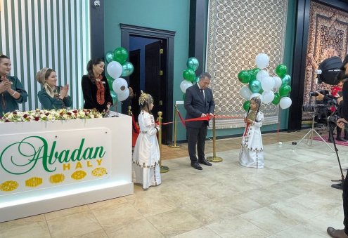 Состоялось открытие нового магазина ковровой продукции Abadan haly