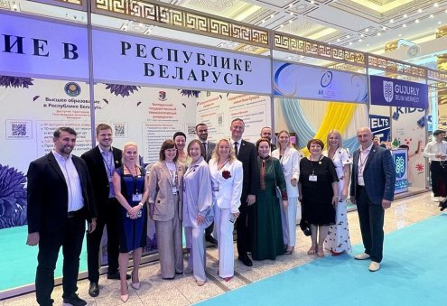 Беларусь начнет поставки медоборудования и медтехники в Туркменистан