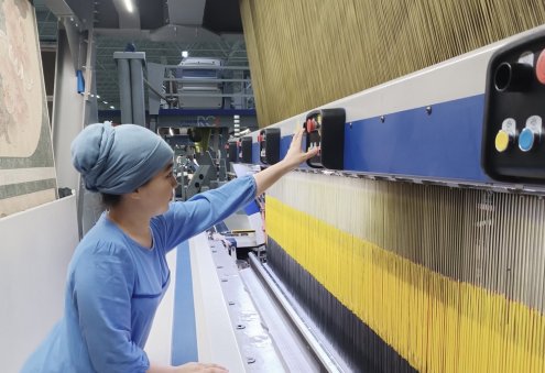 Abadan Haly Carpet Factory Unveils Yalkym Carpets on 8th Anniversary